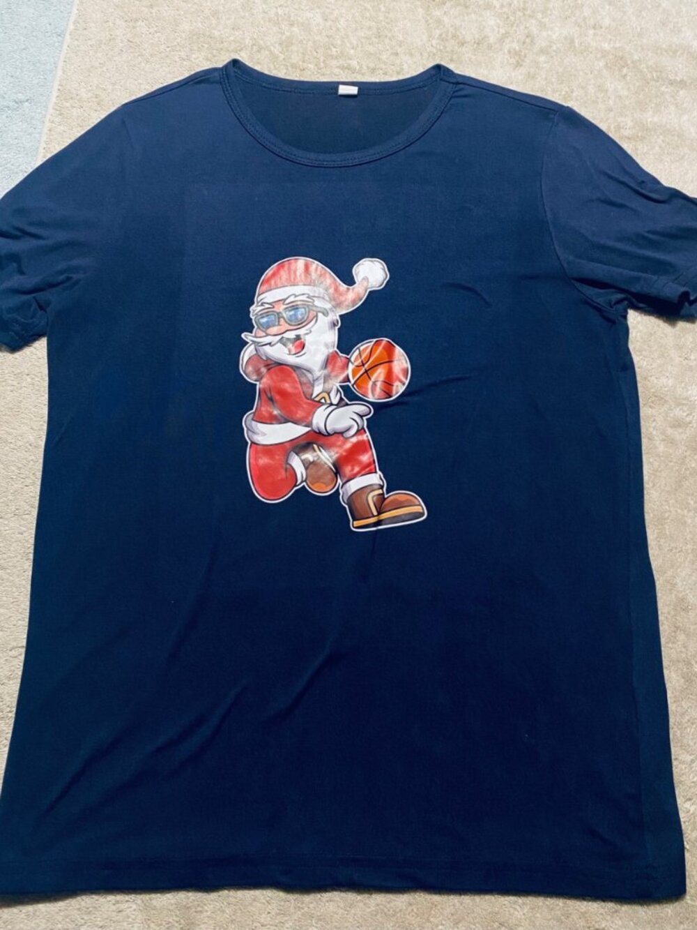 Youth boys, navy blue Christmas Santa basketball T-shirt size boys medium